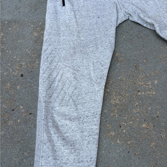 Gymshark Light Gray Sweatpants - Picture 2 of 6